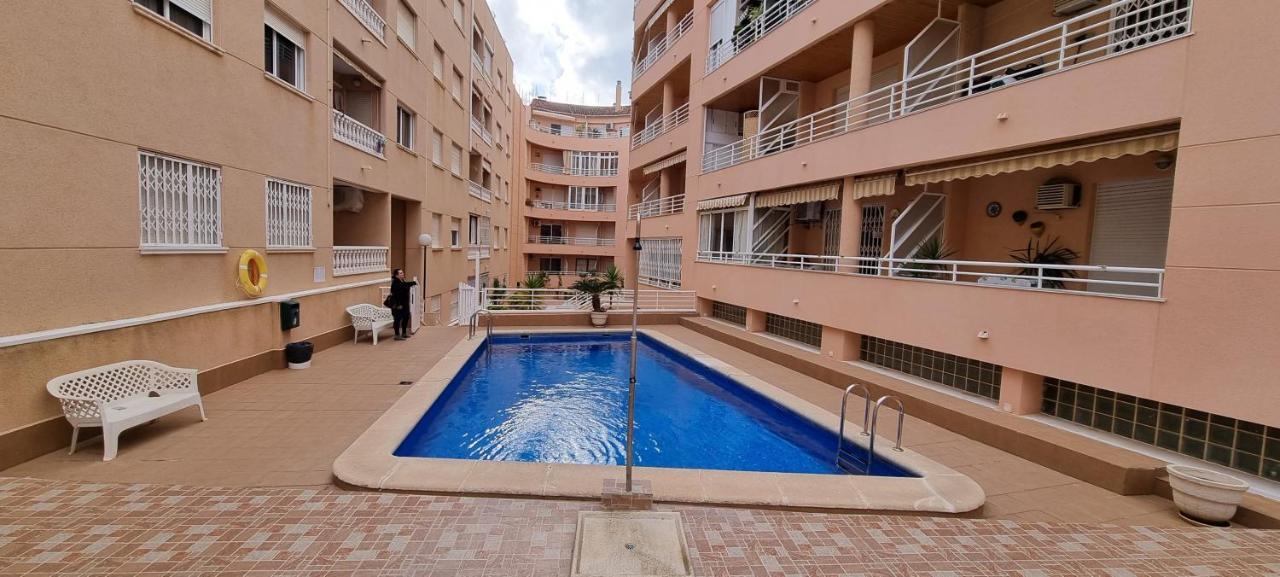 Apartament Dos Playas Torrevieja Exteriör bild